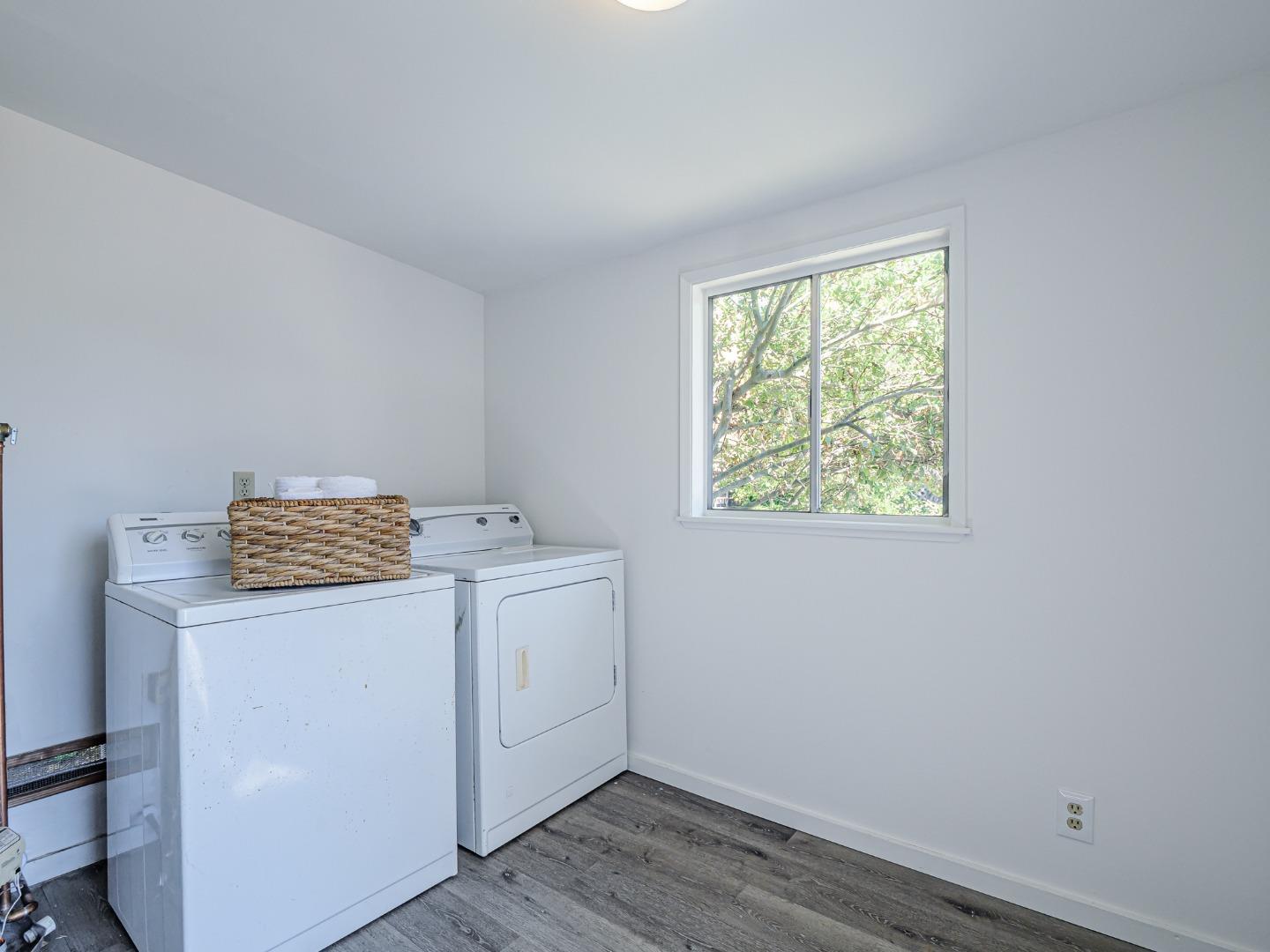 Detail Gallery Image 32 of 49 For 614 Poplar Ave, Santa Cruz,  CA 95062 - 3 Beds | 1 Baths