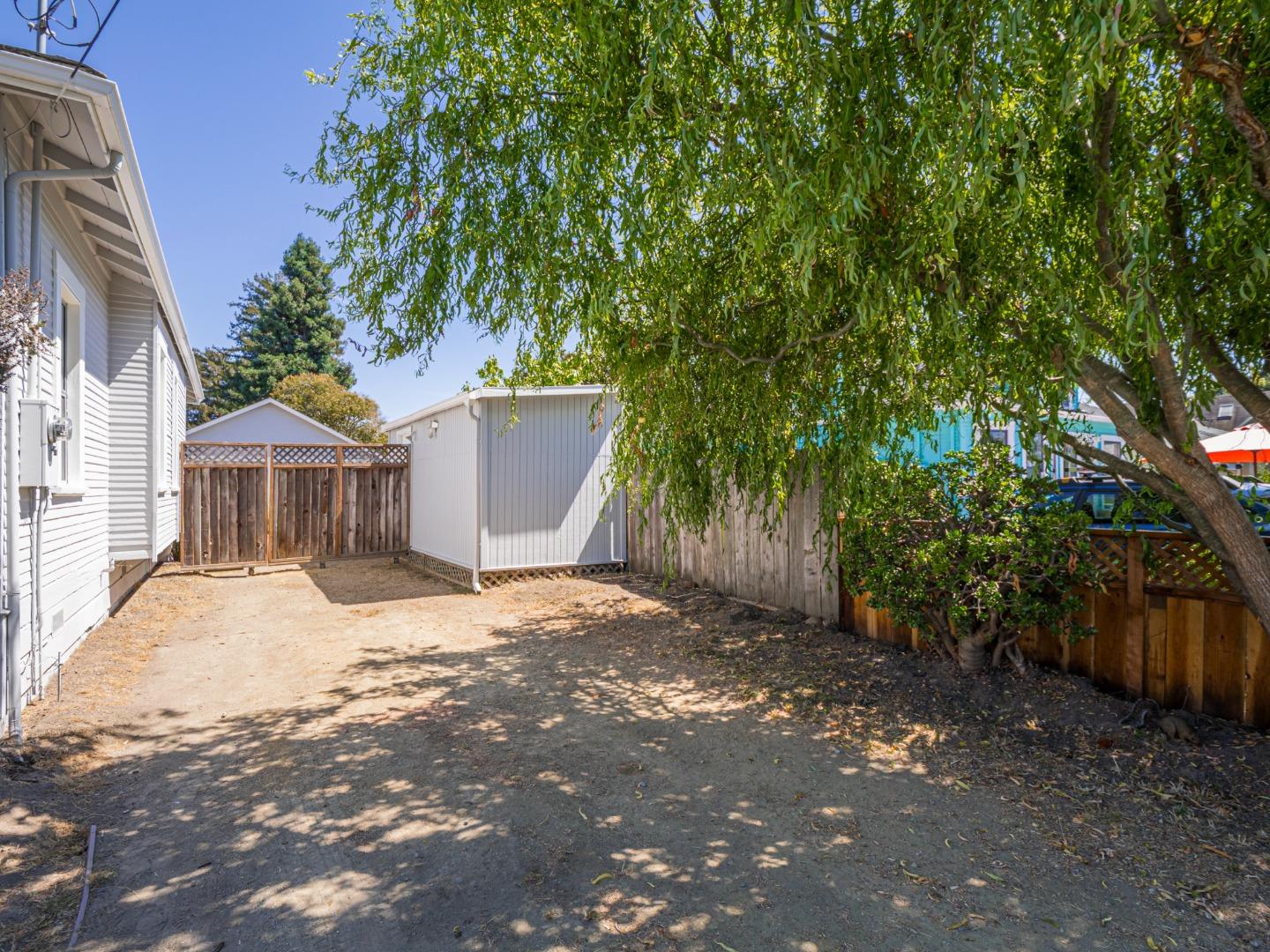 Detail Gallery Image 34 of 49 For 614 Poplar Ave, Santa Cruz,  CA 95062 - 3 Beds | 1 Baths