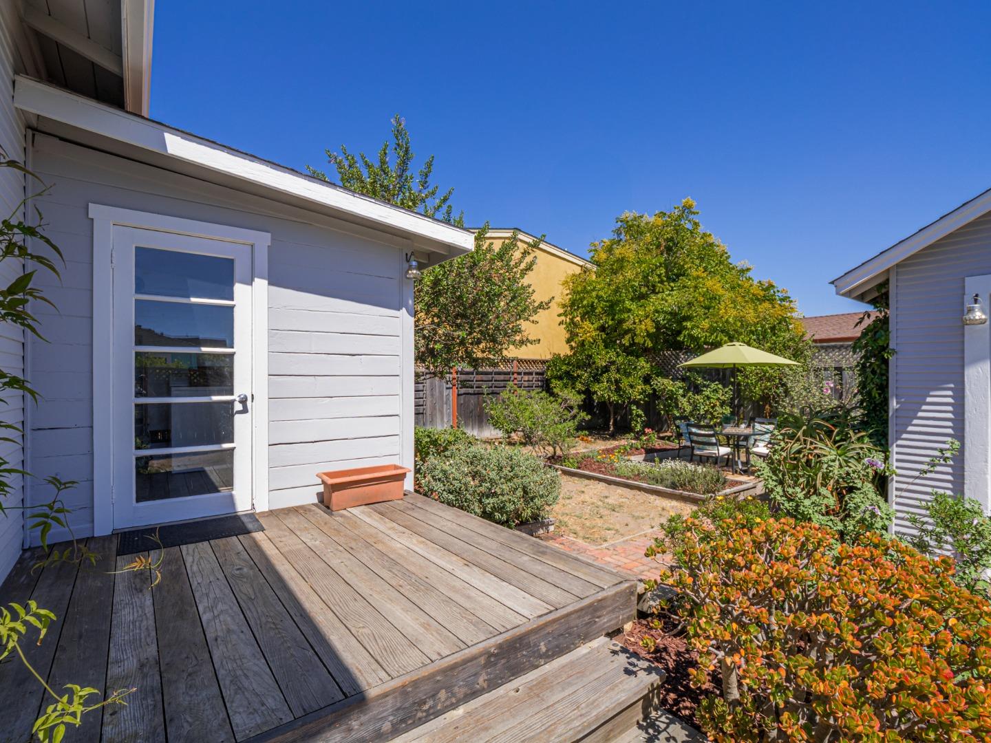 Detail Gallery Image 41 of 49 For 614 Poplar Ave, Santa Cruz,  CA 95062 - 3 Beds | 1 Baths