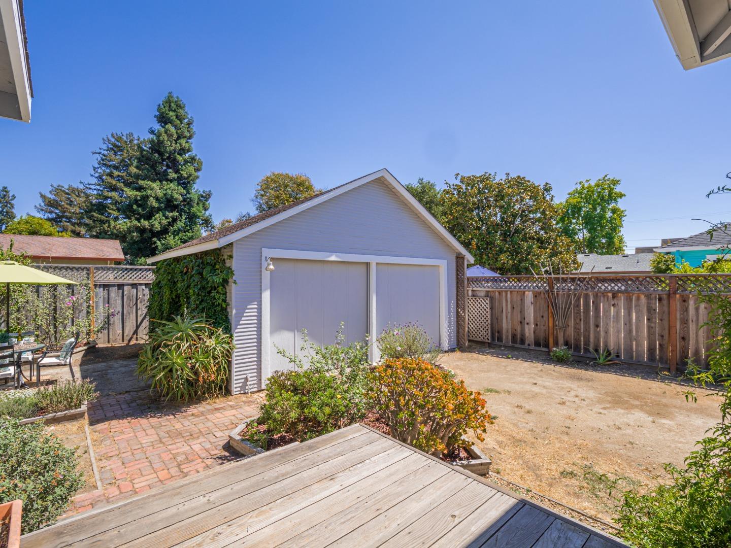 Detail Gallery Image 42 of 49 For 614 Poplar Ave, Santa Cruz,  CA 95062 - 3 Beds | 1 Baths