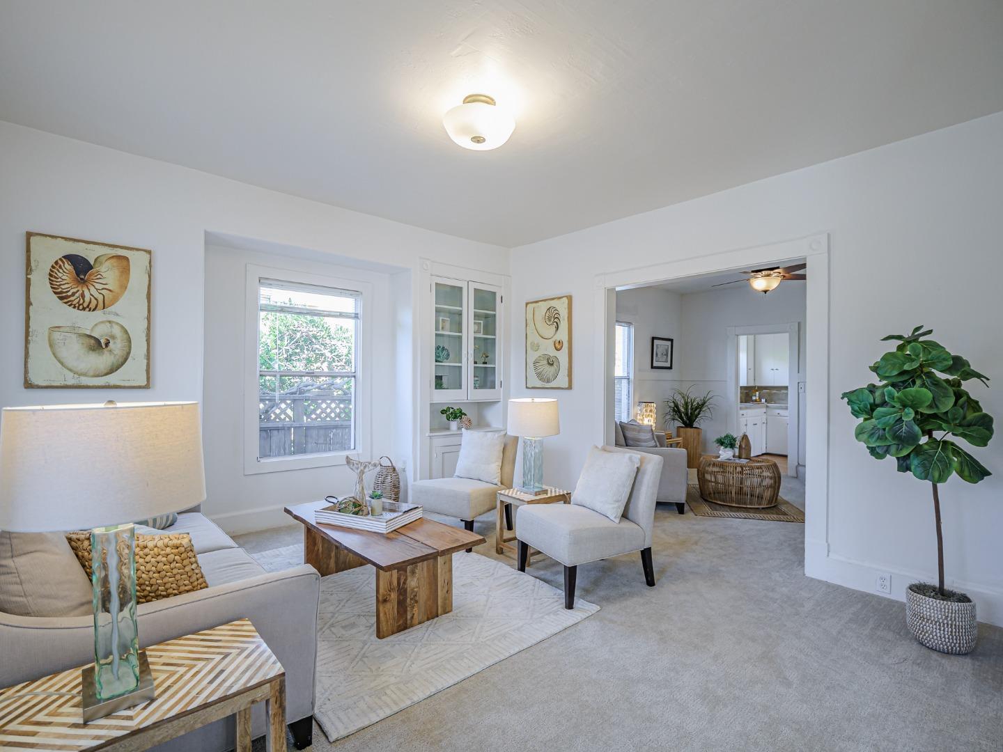 Detail Gallery Image 5 of 49 For 614 Poplar Ave, Santa Cruz,  CA 95062 - 3 Beds | 1 Baths