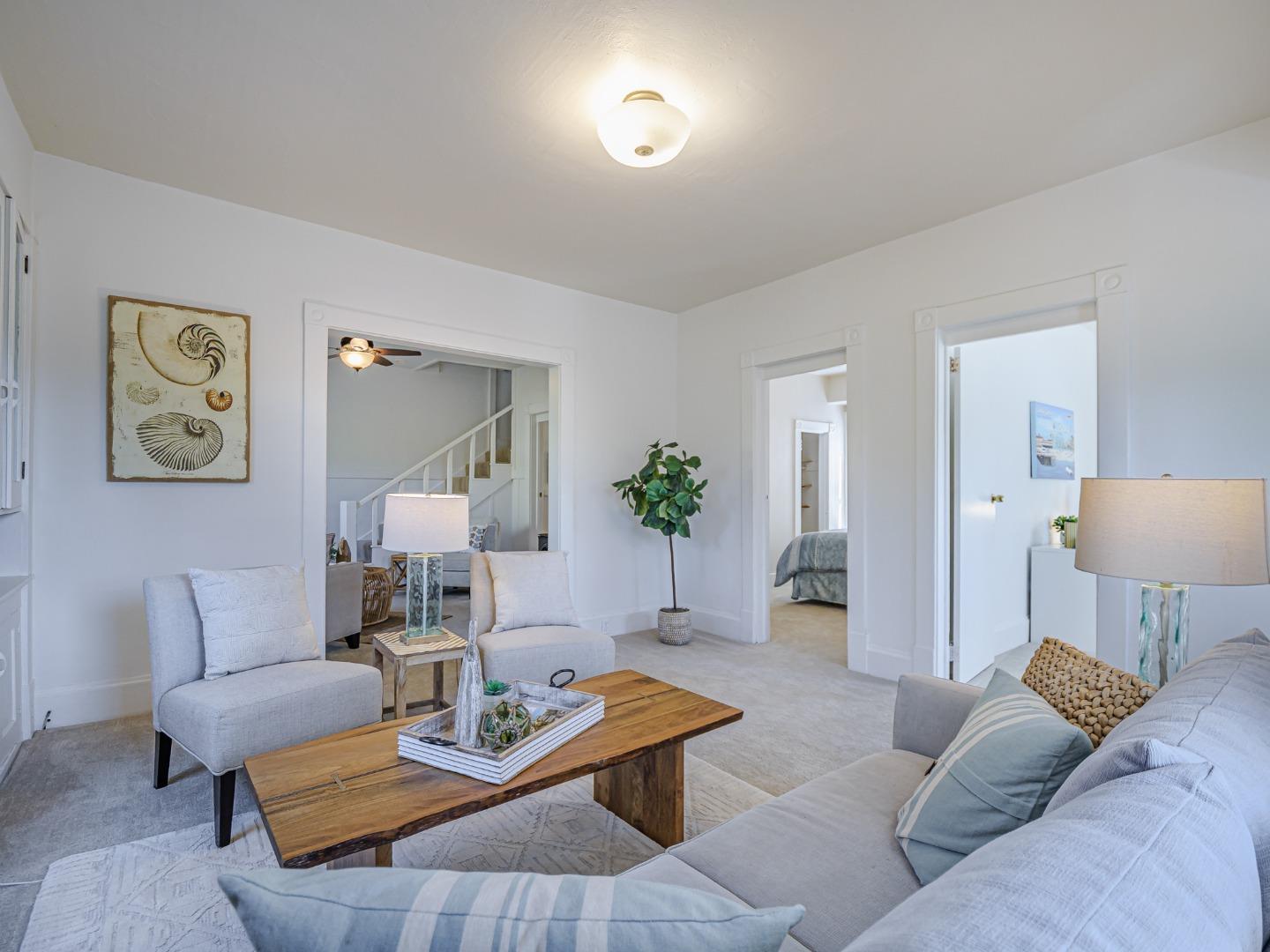 Detail Gallery Image 6 of 49 For 614 Poplar Ave, Santa Cruz,  CA 95062 - 3 Beds | 1 Baths