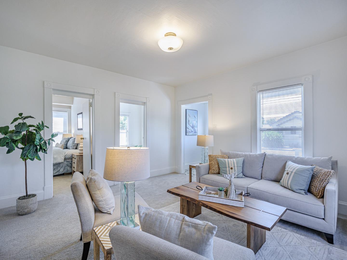 Detail Gallery Image 7 of 49 For 614 Poplar Ave, Santa Cruz,  CA 95062 - 3 Beds | 1 Baths