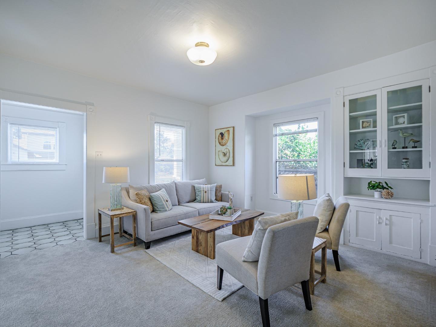 Detail Gallery Image 8 of 49 For 614 Poplar Ave, Santa Cruz,  CA 95062 - 3 Beds | 1 Baths