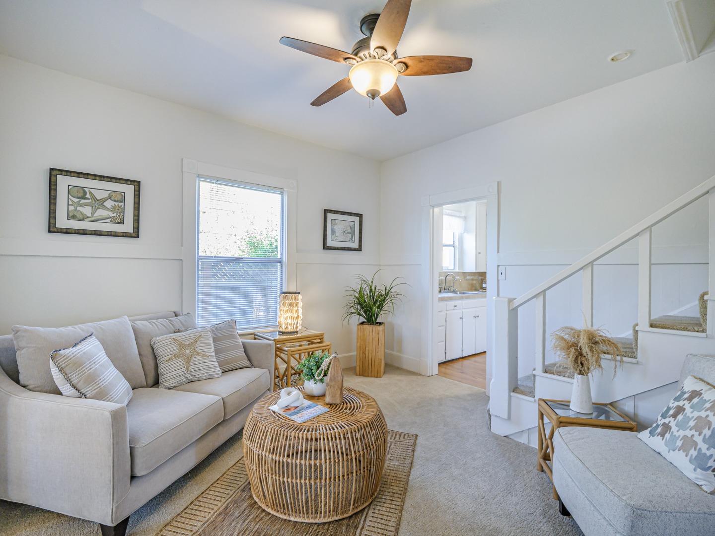 Detail Gallery Image 9 of 49 For 614 Poplar Ave, Santa Cruz,  CA 95062 - 3 Beds | 1 Baths