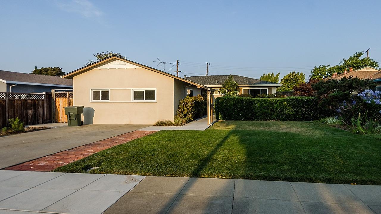 Detail Gallery Image 1 of 19 For 826 Orange Ave, Sunnyvale,  CA 94087 - 3 Beds | 2 Baths