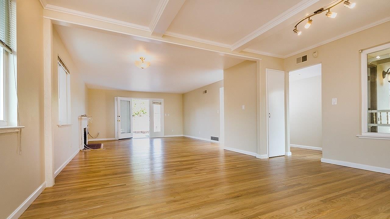 Detail Gallery Image 8 of 19 For 826 Orange Ave, Sunnyvale,  CA 94087 - 3 Beds | 2 Baths