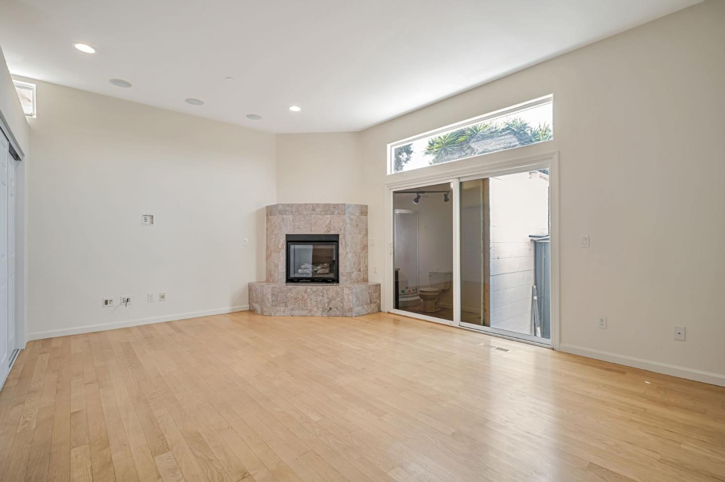 Detail Gallery Image 14 of 33 For 15683 Liberty St, San Leandro,  CA 94578 - 3 Beds | 3/1 Baths