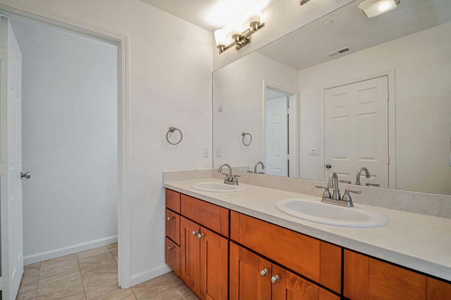 Detail Gallery Image 27 of 33 For 15683 Liberty St, San Leandro,  CA 94578 - 3 Beds | 3/1 Baths