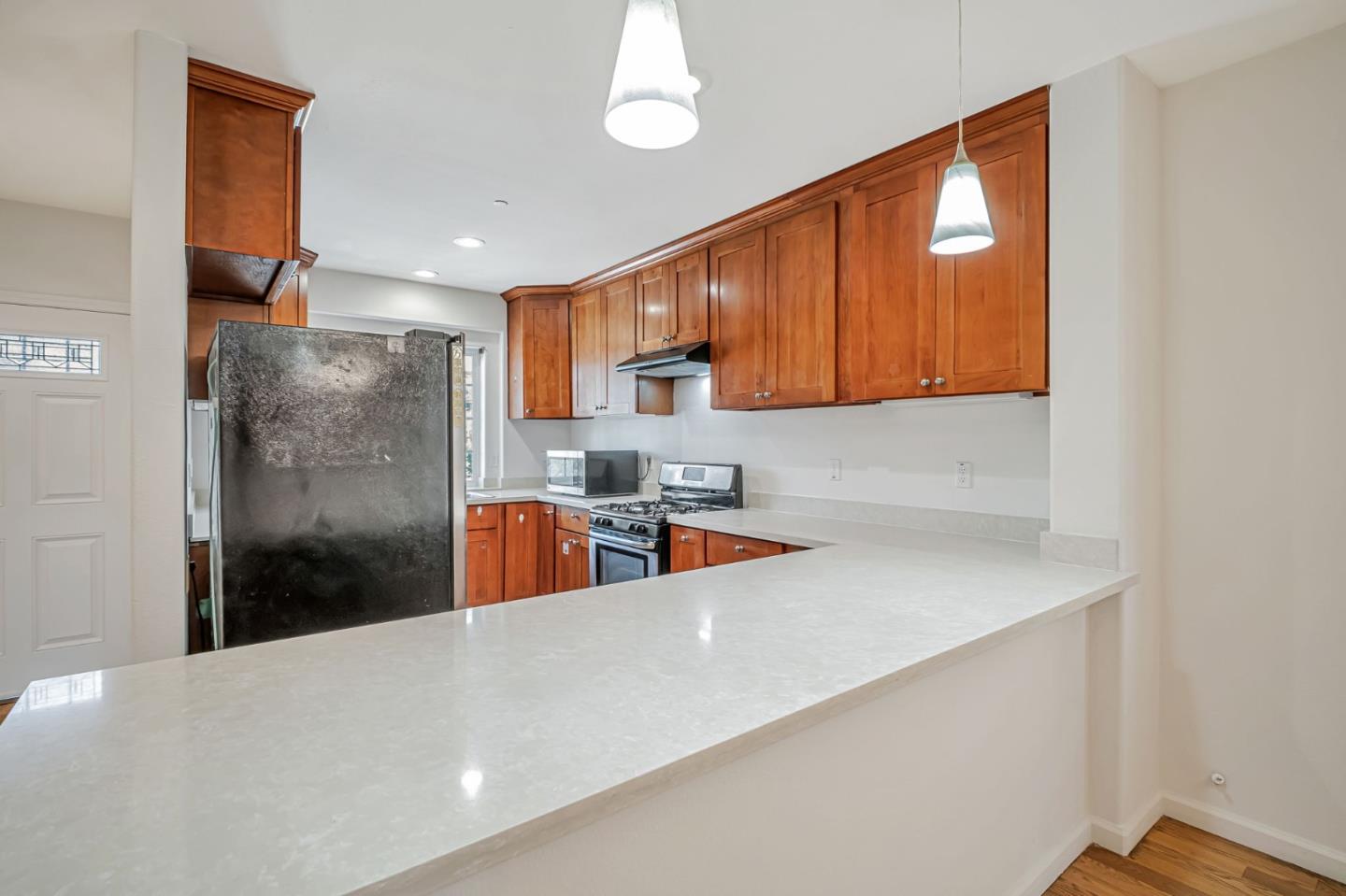 Detail Gallery Image 7 of 33 For 15683 Liberty St, San Leandro,  CA 94578 - 3 Beds | 3/1 Baths