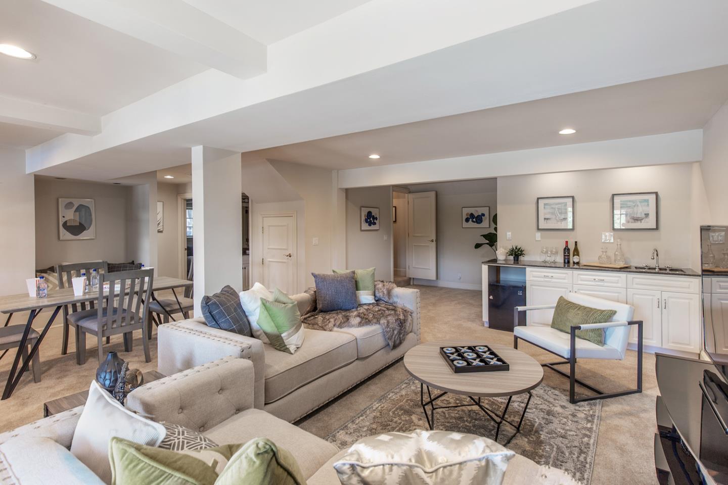 Detail Gallery Image 18 of 29 For 129 Hillside Dr, Woodside,  CA 94062 - 4 Beds | 2/1 Baths