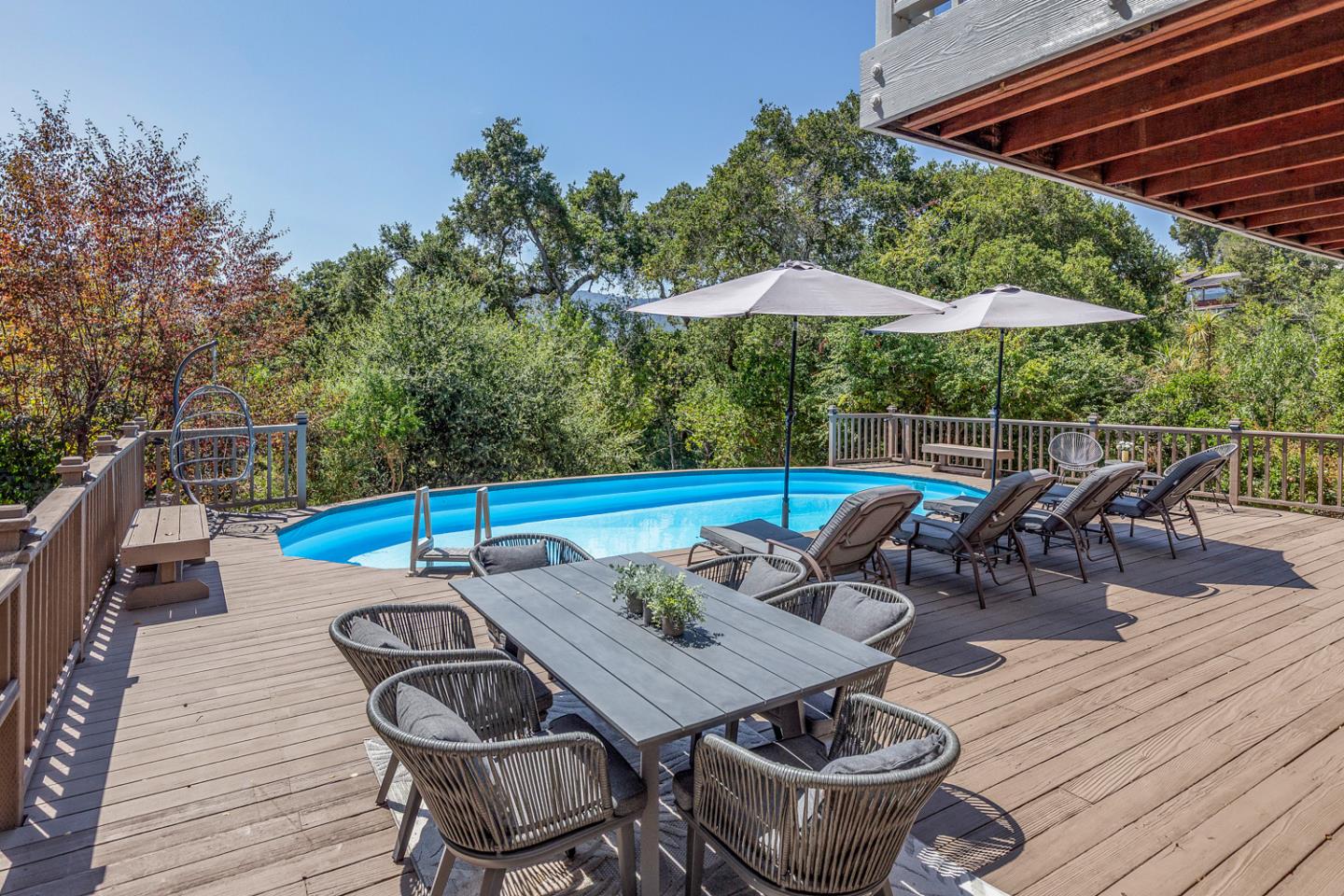 Detail Gallery Image 24 of 29 For 129 Hillside Dr, Woodside,  CA 94062 - 4 Beds | 2/1 Baths