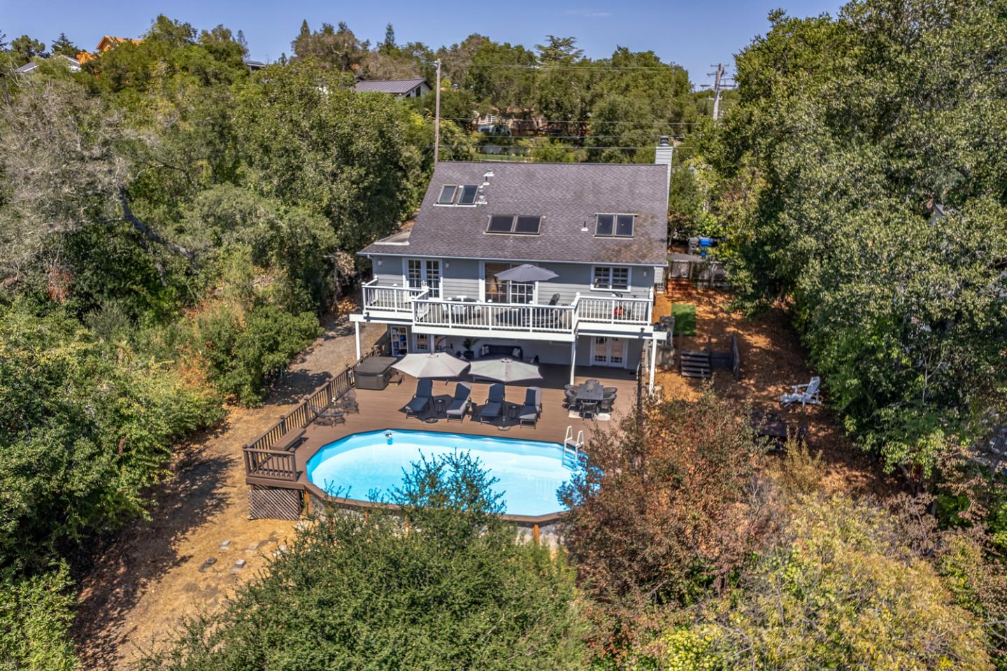 Detail Gallery Image 28 of 29 For 129 Hillside Dr, Woodside,  CA 94062 - 4 Beds | 2/1 Baths