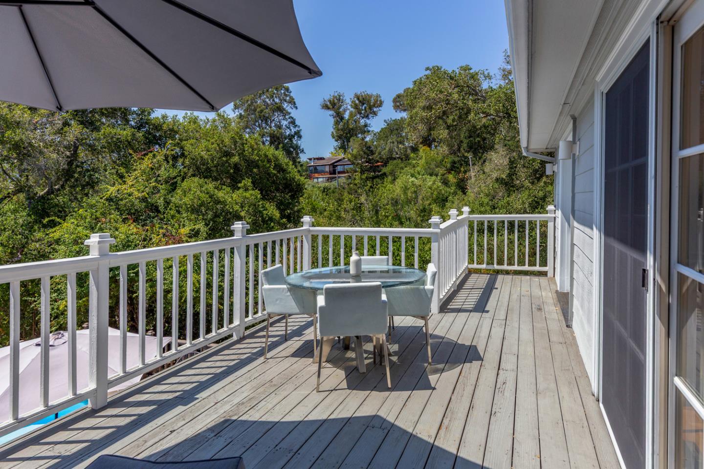 Detail Gallery Image 8 of 29 For 129 Hillside Dr, Woodside,  CA 94062 - 4 Beds | 2/1 Baths