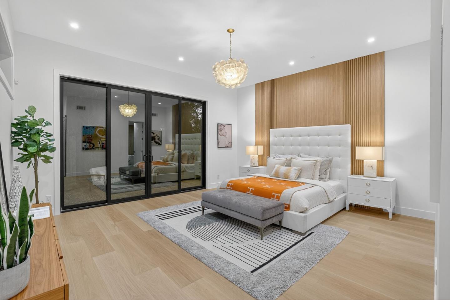 Detail Gallery Image 19 of 32 For 769 Allen Ct, Palo Alto,  CA 94303 - 5 Beds | 5/1 Baths