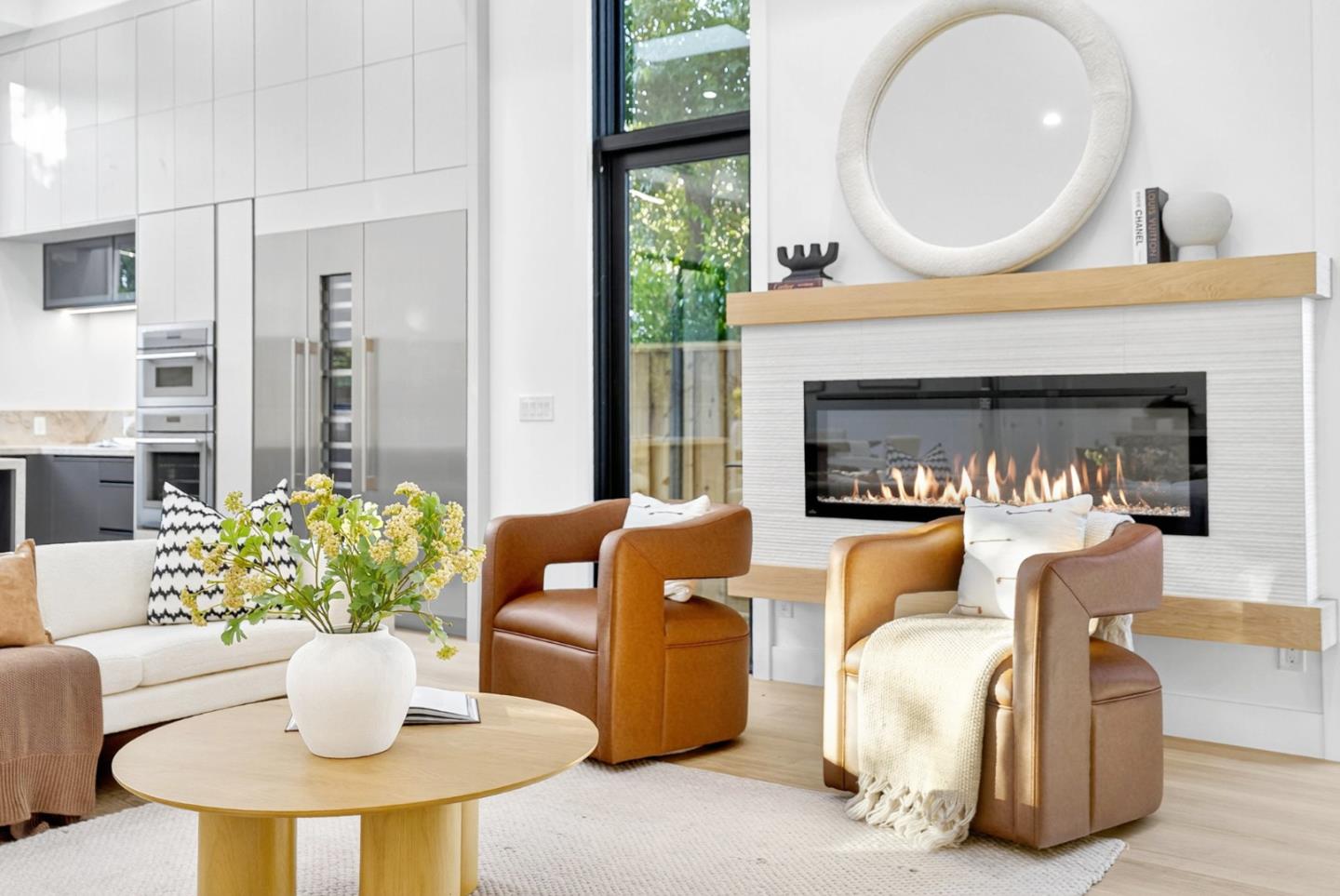 Detail Gallery Image 5 of 32 For 769 Allen Ct, Palo Alto,  CA 94303 - 5 Beds | 5/1 Baths