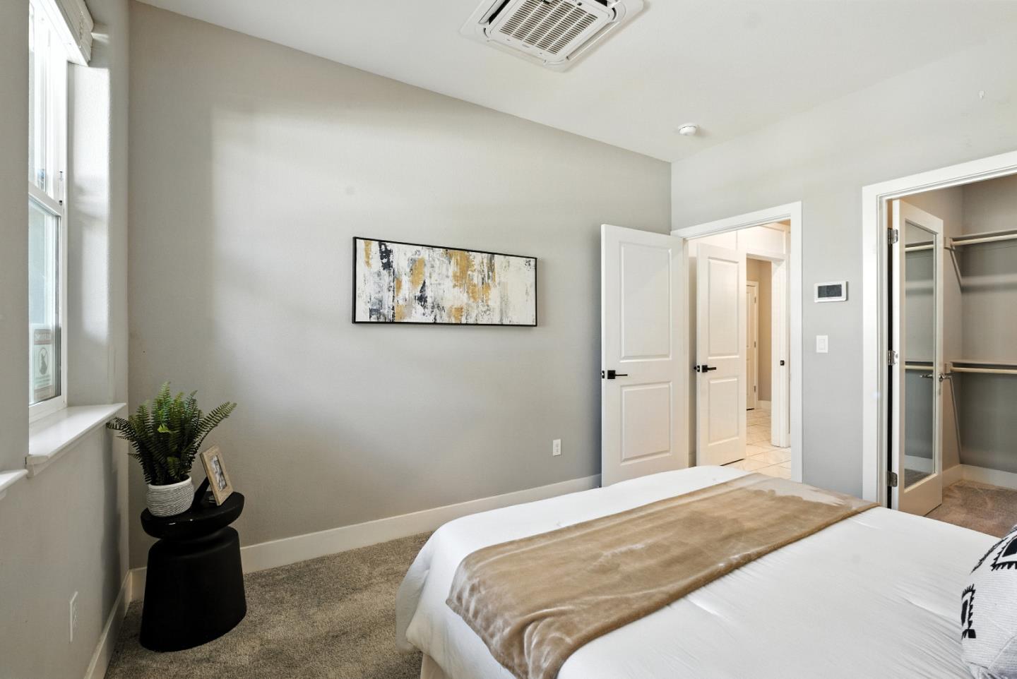 Detail Gallery Image 11 of 51 For 5713 Immersion Loop, San Jose,  CA 95119 - 3 Beds | 3/1 Baths