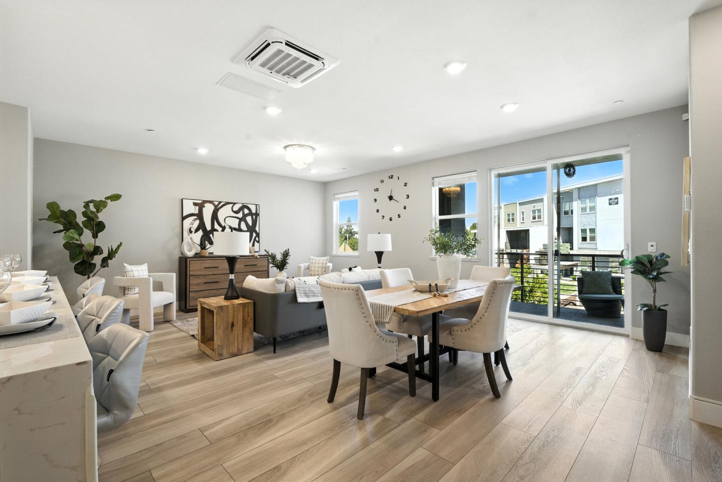 Detail Gallery Image 14 of 51 For 5713 Immersion Loop, San Jose,  CA 95119 - 3 Beds | 3/1 Baths