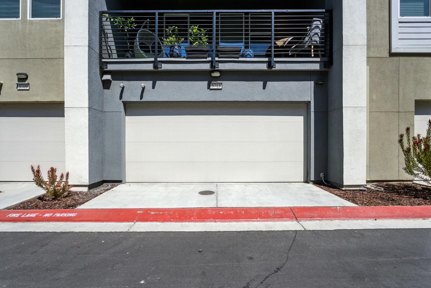 Detail Gallery Image 41 of 51 For 5713 Immersion Loop, San Jose,  CA 95119 - 3 Beds | 3/1 Baths