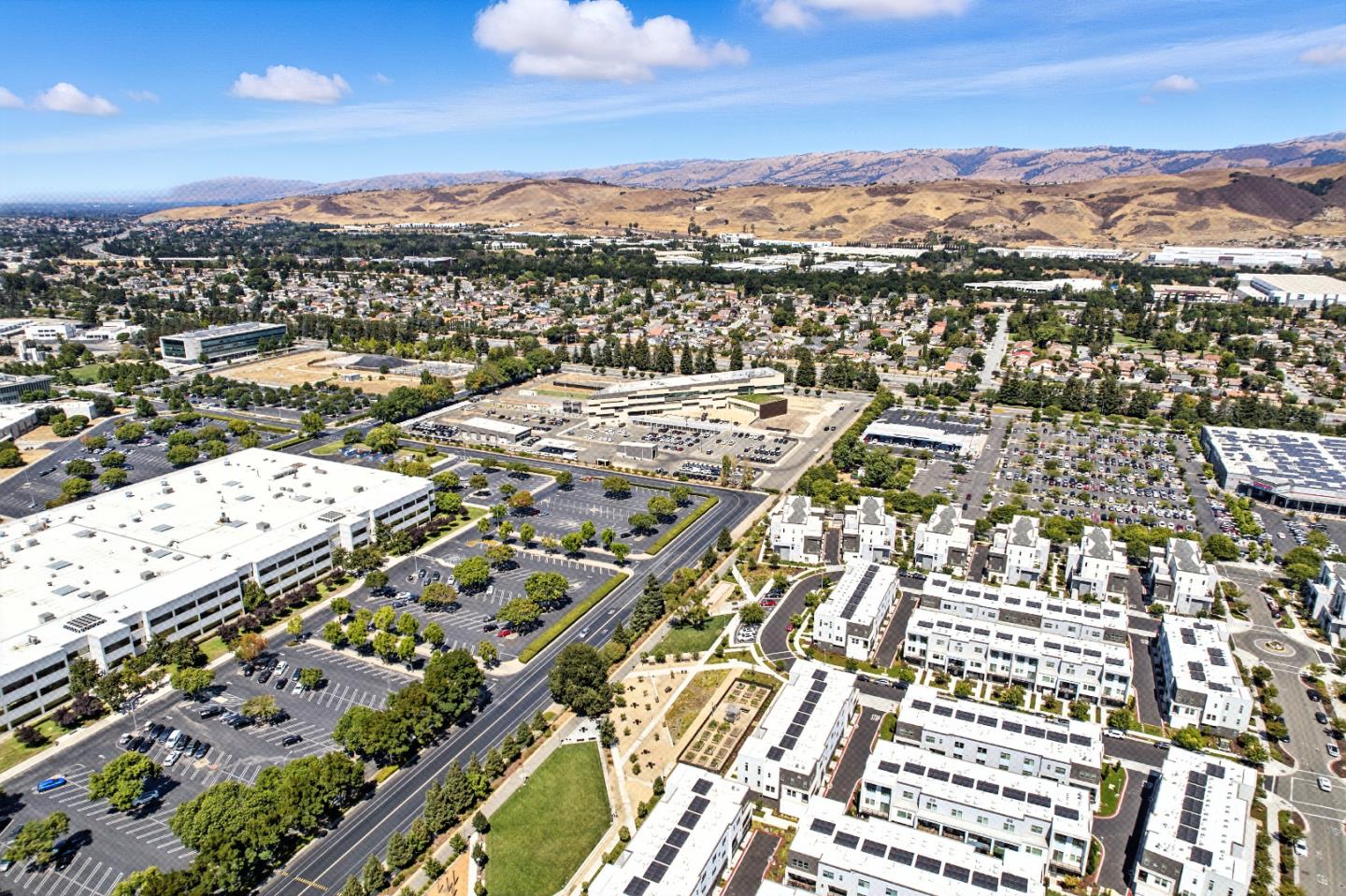 Detail Gallery Image 46 of 51 For 5713 Immersion Loop, San Jose,  CA 95119 - 3 Beds | 3/1 Baths