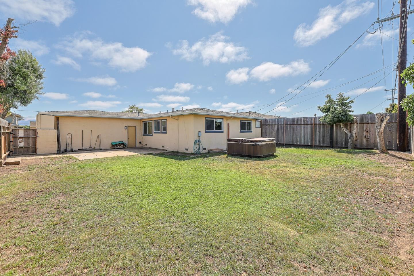 Detail Gallery Image 20 of 20 For 216 Crescent, Salinas,  CA 93906 - 3 Beds | 1/1 Baths