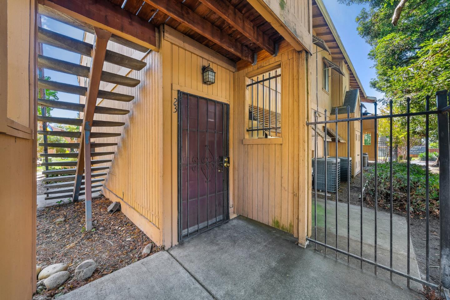 Detail Gallery Image 37 of 73 For 1852 Morse Ave, Sacramento,  CA 95825 - – Beds | – Baths