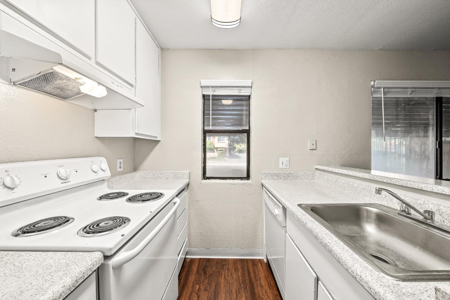 Detail Gallery Image 47 of 73 For 1852 Morse Ave, Sacramento,  CA 95825 - – Beds | – Baths