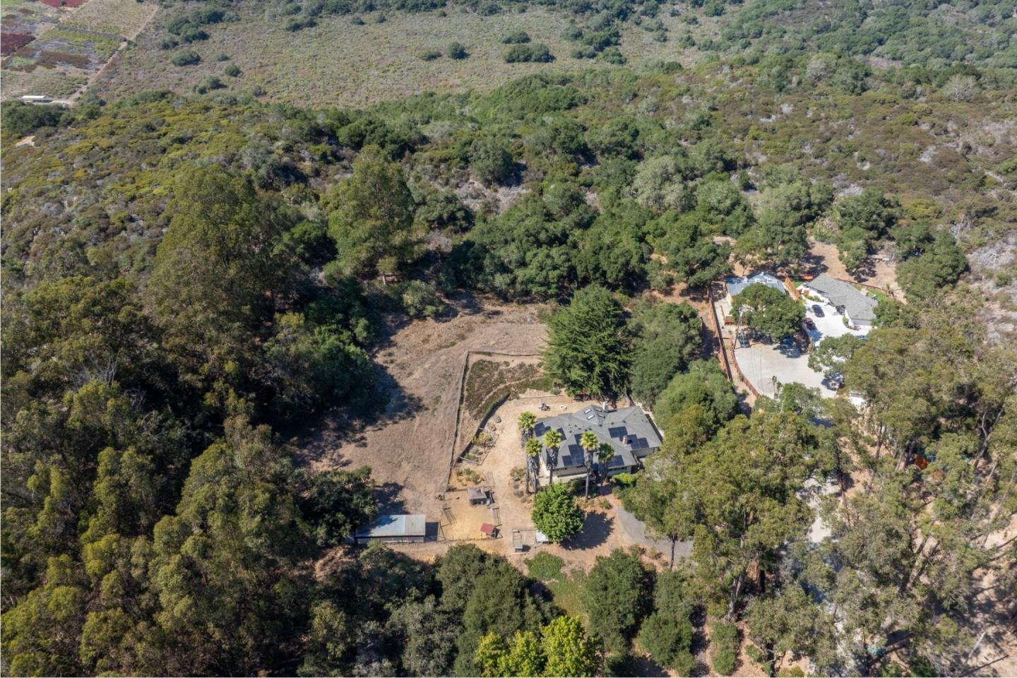 Detail Gallery Image 33 of 47 For 405 Paradise Rd, Salinas,  CA 93907 - 4 Beds | 3 Baths