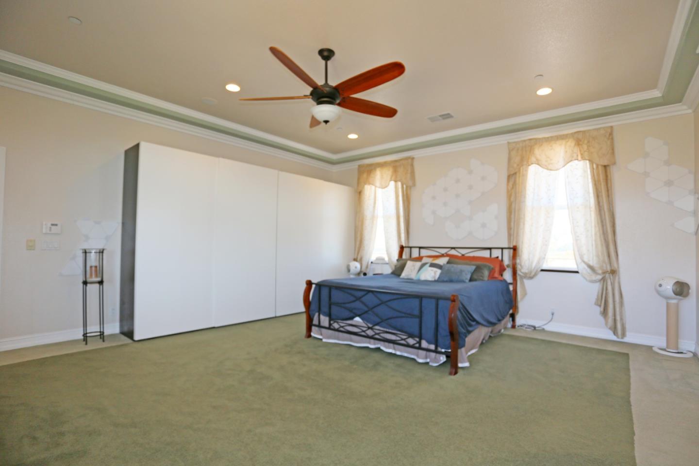 Detail Gallery Image 30 of 87 For 2736 Ferguson Rd, Gilroy,  CA 95020 - 6 Beds | 4/2 Baths