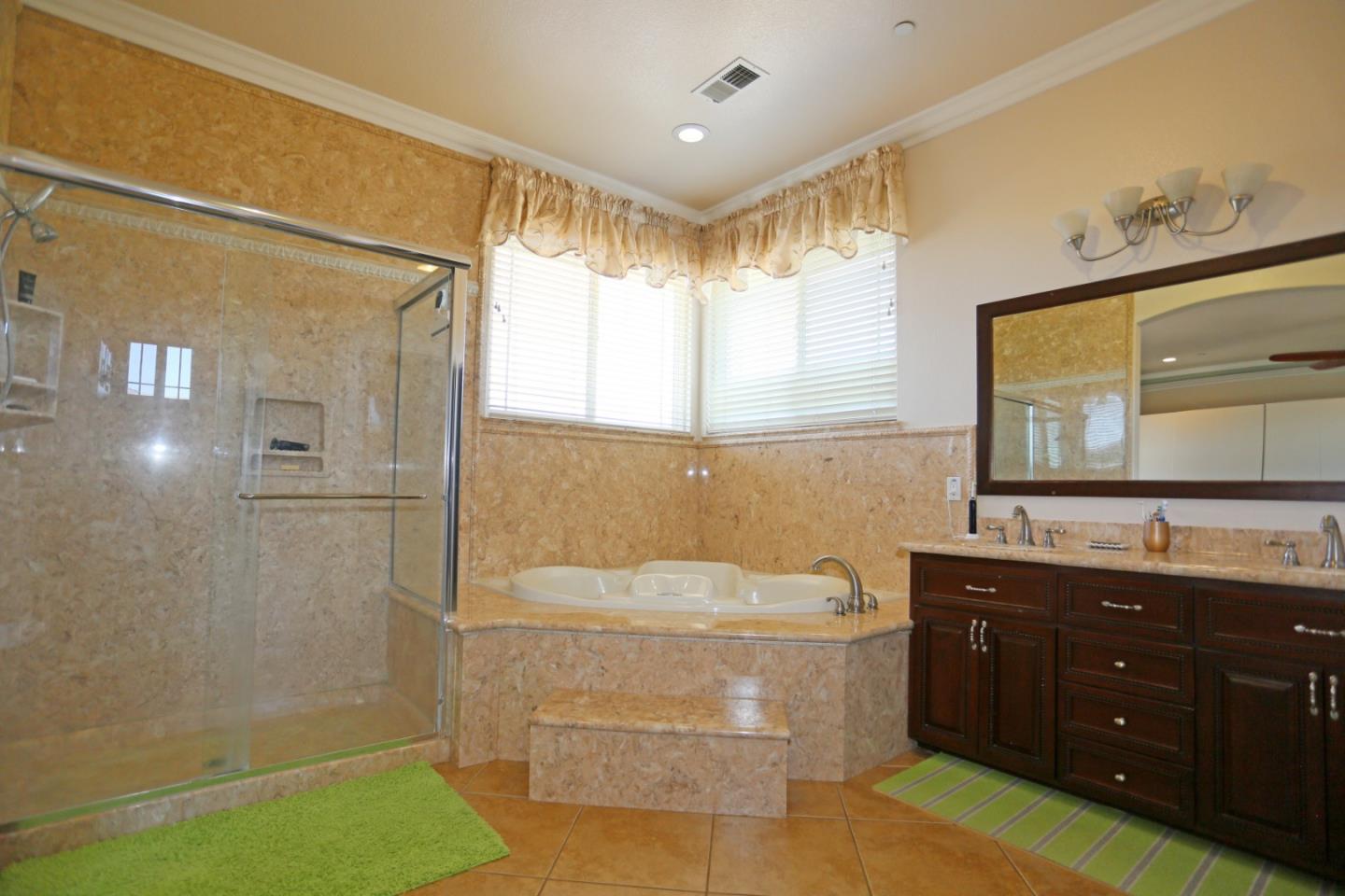 Detail Gallery Image 34 of 87 For 2736 Ferguson Rd, Gilroy,  CA 95020 - 6 Beds | 4/2 Baths