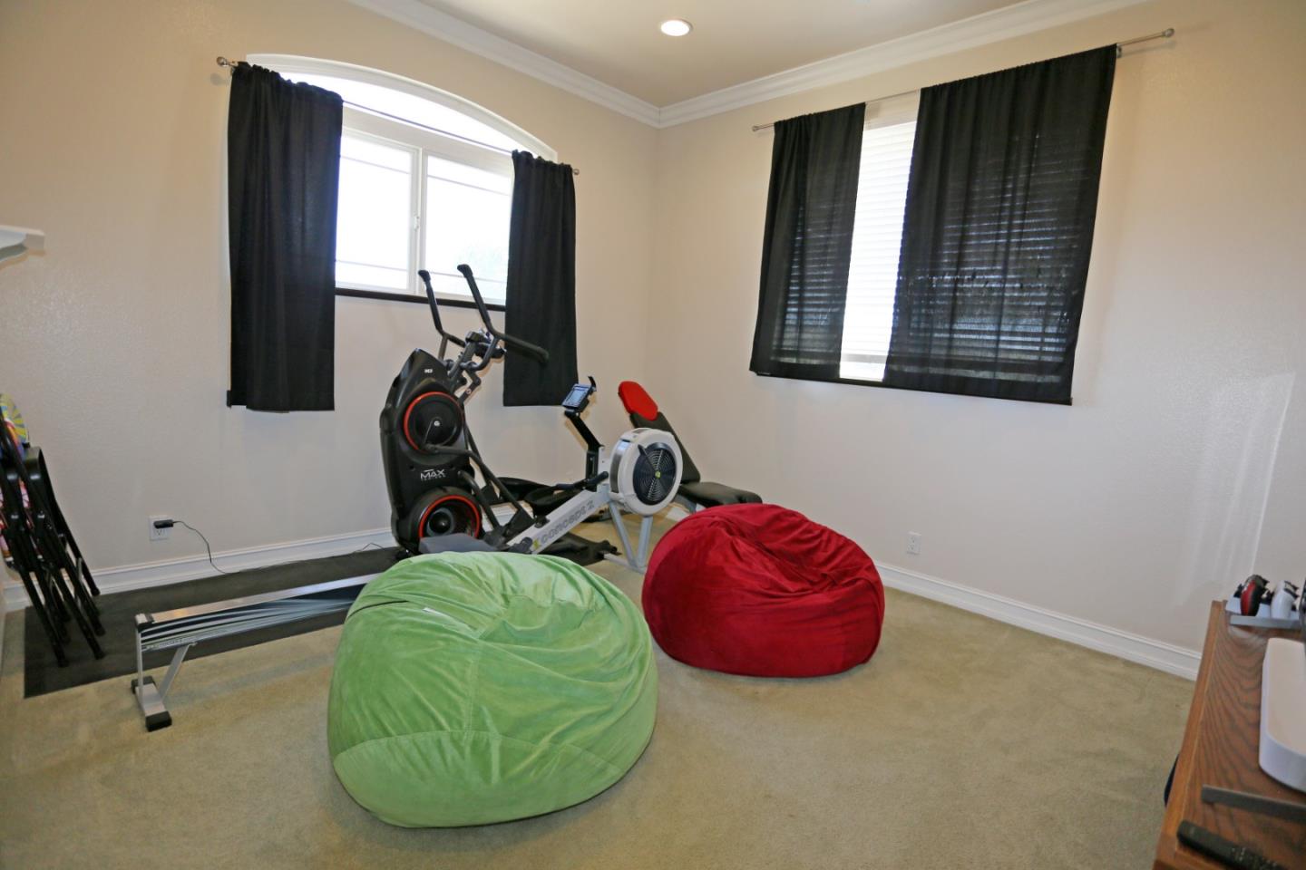Detail Gallery Image 42 of 87 For 2736 Ferguson Rd, Gilroy,  CA 95020 - 6 Beds | 4/2 Baths
