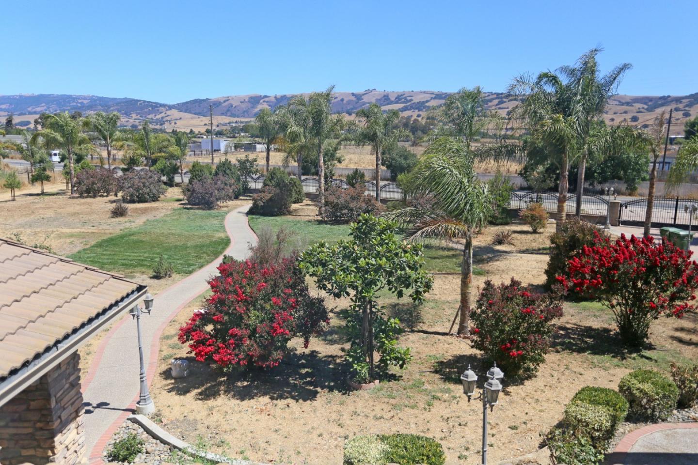 Detail Gallery Image 50 of 87 For 2736 Ferguson Rd, Gilroy,  CA 95020 - 6 Beds | 4/2 Baths