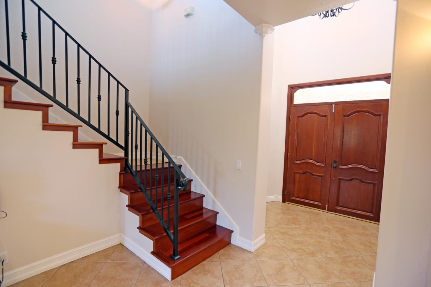Detail Gallery Image 6 of 87 For 2736 Ferguson Rd, Gilroy,  CA 95020 - 6 Beds | 4/2 Baths