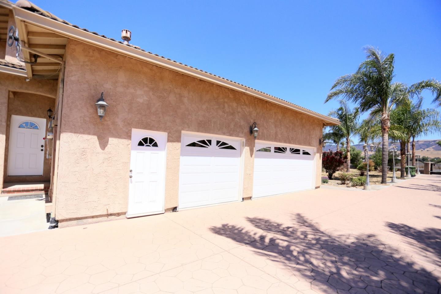Detail Gallery Image 76 of 87 For 2736 Ferguson Rd, Gilroy,  CA 95020 - 6 Beds | 4/2 Baths