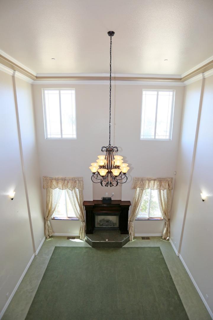 Detail Gallery Image 9 of 87 For 2736 Ferguson Rd, Gilroy,  CA 95020 - 6 Beds | 4/2 Baths