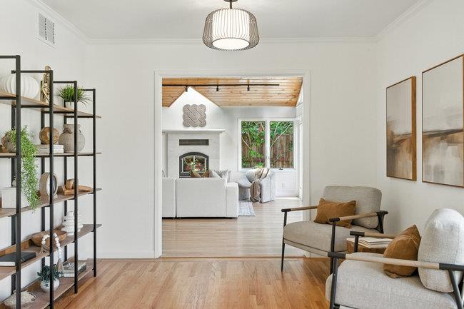 Detail Gallery Image 17 of 48 For 4244 Los Palos Pl, Palo Alto,  CA 94306 - 4 Beds | 3 Baths