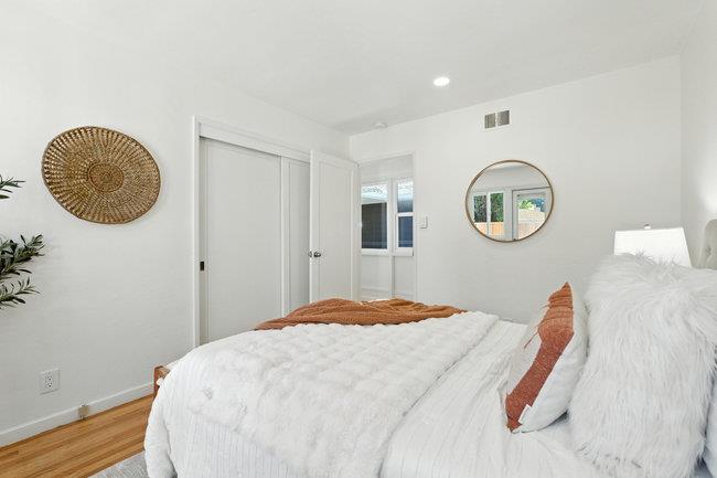 Detail Gallery Image 23 of 48 For 4244 Los Palos Pl, Palo Alto,  CA 94306 - 4 Beds | 3 Baths