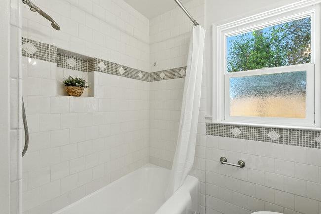 Detail Gallery Image 33 of 48 For 4244 Los Palos Pl, Palo Alto,  CA 94306 - 4 Beds | 3 Baths