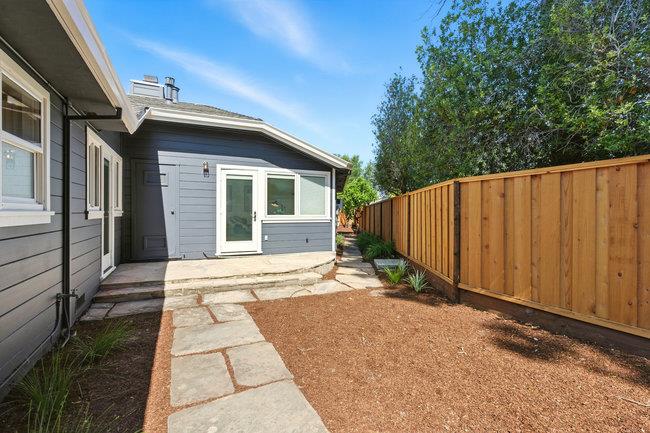 Detail Gallery Image 41 of 48 For 4244 Los Palos Pl, Palo Alto,  CA 94306 - 4 Beds | 3 Baths