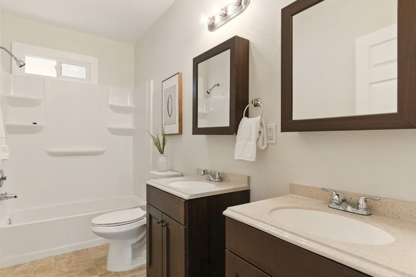 Detail Gallery Image 14 of 37 For 1915 West St, Oakland,  CA 94612 - – Beds | – Baths