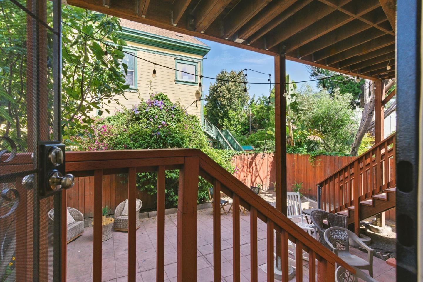 Detail Gallery Image 16 of 37 For 1915 West St, Oakland,  CA 94612 - – Beds | – Baths