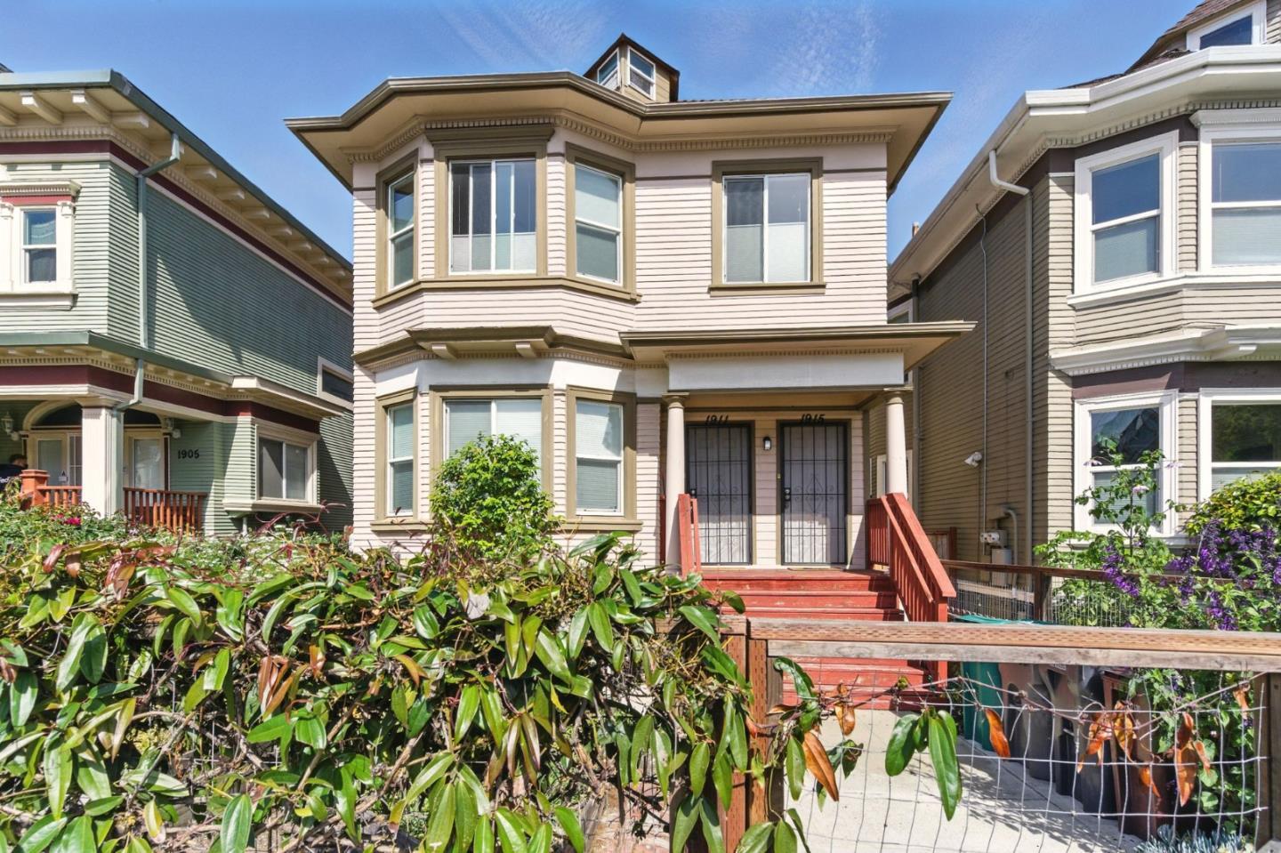 Detail Gallery Image 2 of 37 For 1915 West St, Oakland,  CA 94612 - – Beds | – Baths