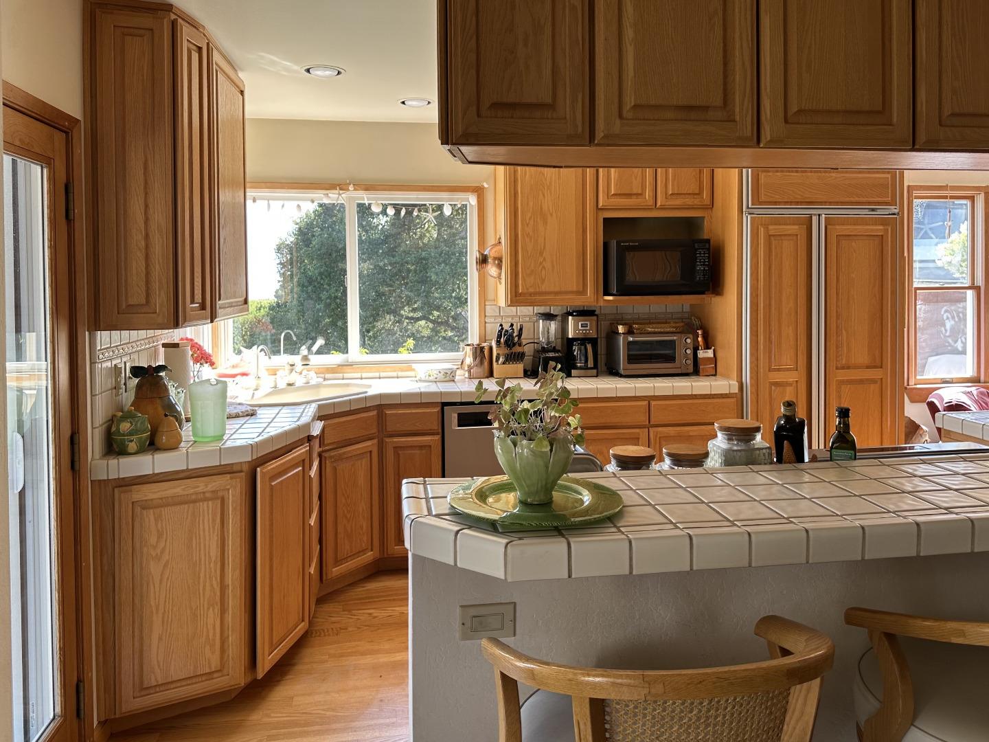 Detail Gallery Image 10 of 18 For 7104 Viewpoint Rd, Aptos,  CA 95003 - 4 Beds | 3 Baths