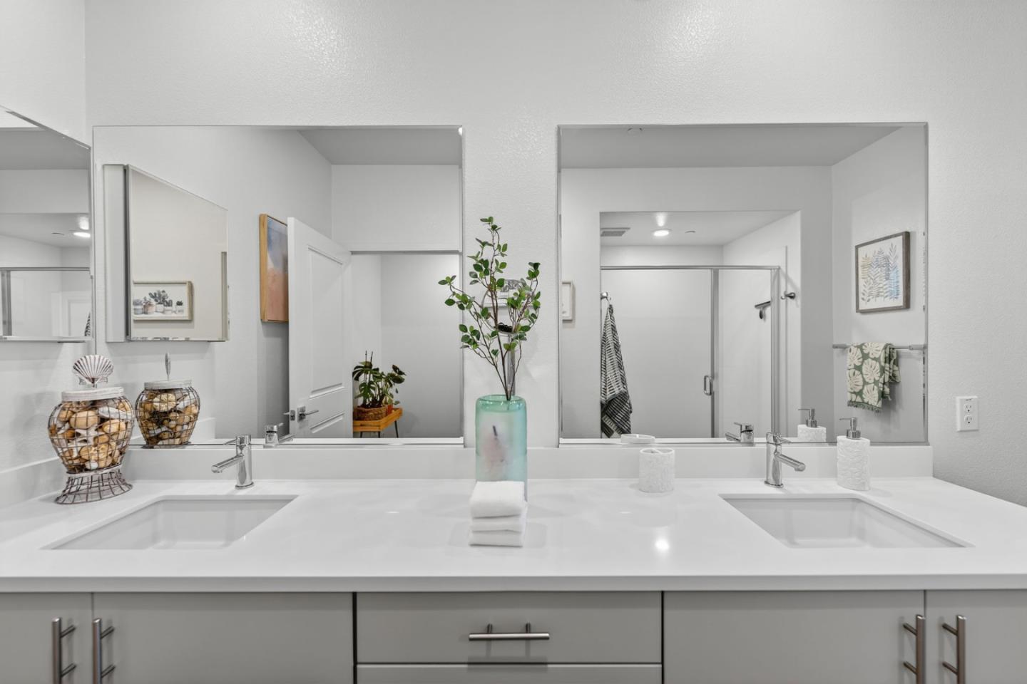 Detail Gallery Image 23 of 71 For 5925 Charlotte Dr #408,  San Jose,  CA 95123 - 3 Beds | 2 Baths