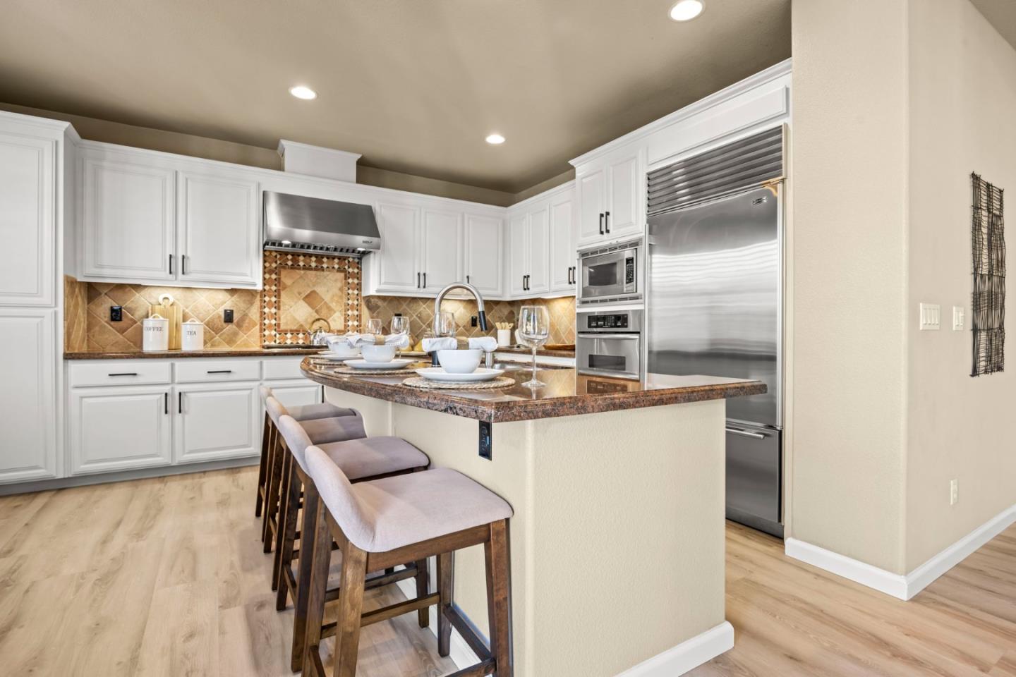 Detail Gallery Image 12 of 64 For 1042 Brackett, Santa Clara,  CA 95054 - 5 Beds | 4 Baths
