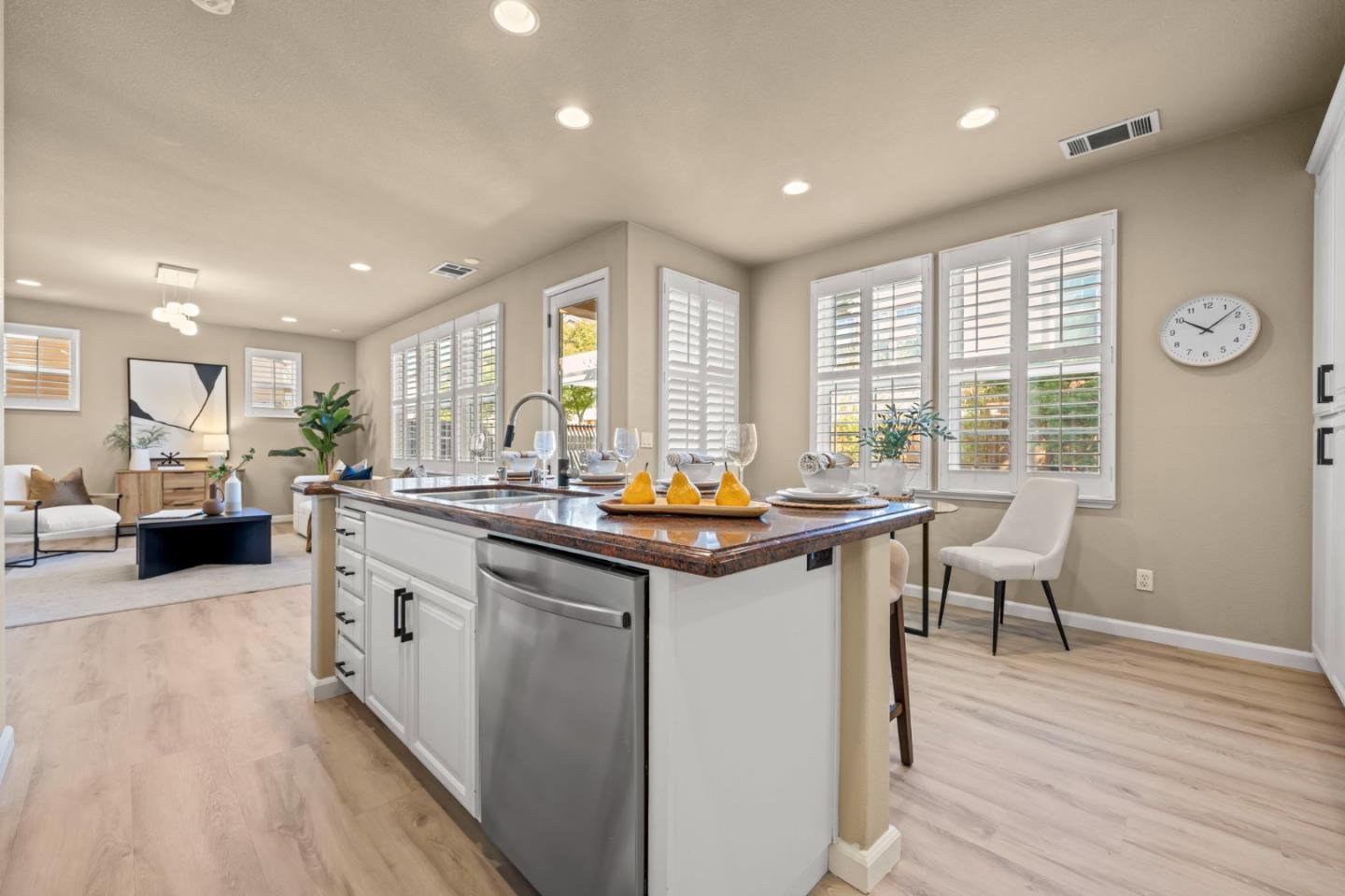 Detail Gallery Image 15 of 64 For 1042 Brackett, Santa Clara,  CA 95054 - 5 Beds | 4 Baths