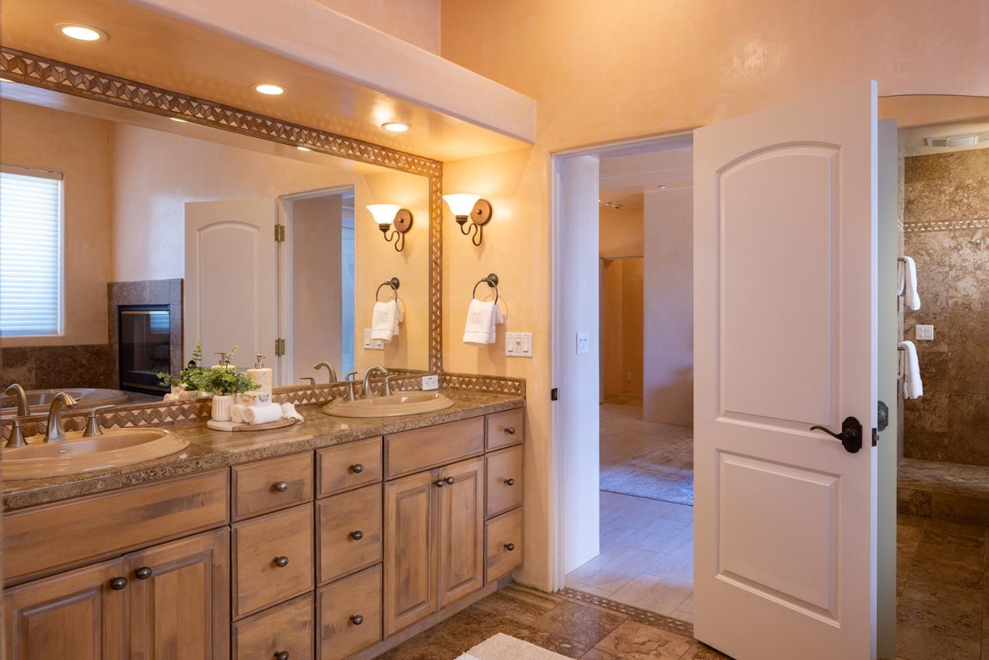 Detail Gallery Image 22 of 69 For 25440 Boots Rd, Monterey,  CA 93940 - 4 Beds | 4/1 Baths