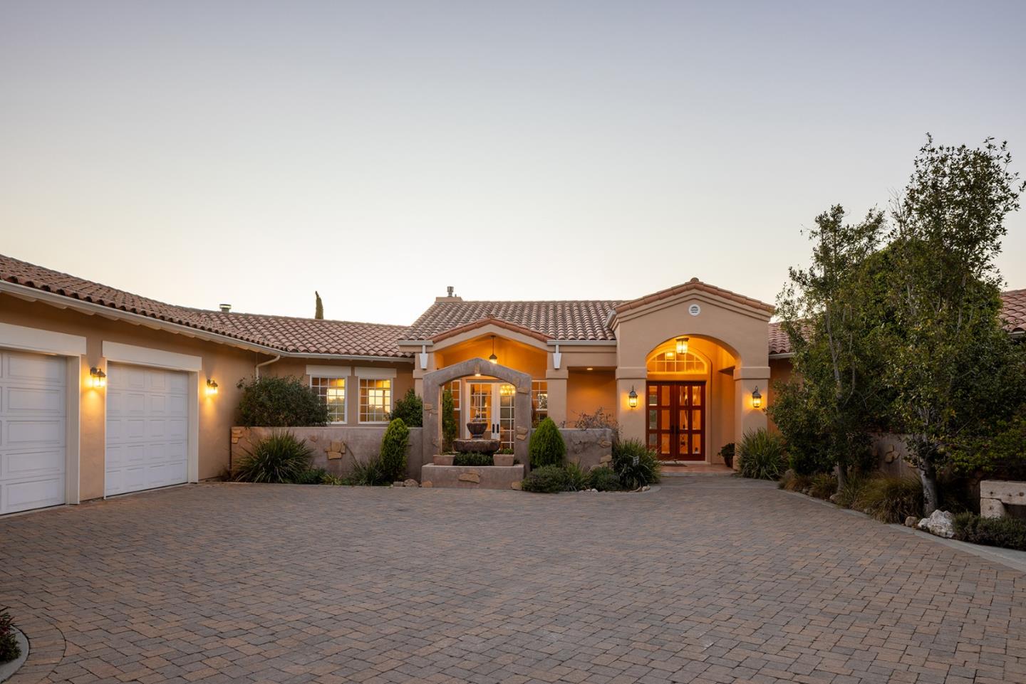 Detail Gallery Image 3 of 69 For 25440 Boots Rd, Monterey,  CA 93940 - 4 Beds | 4/1 Baths