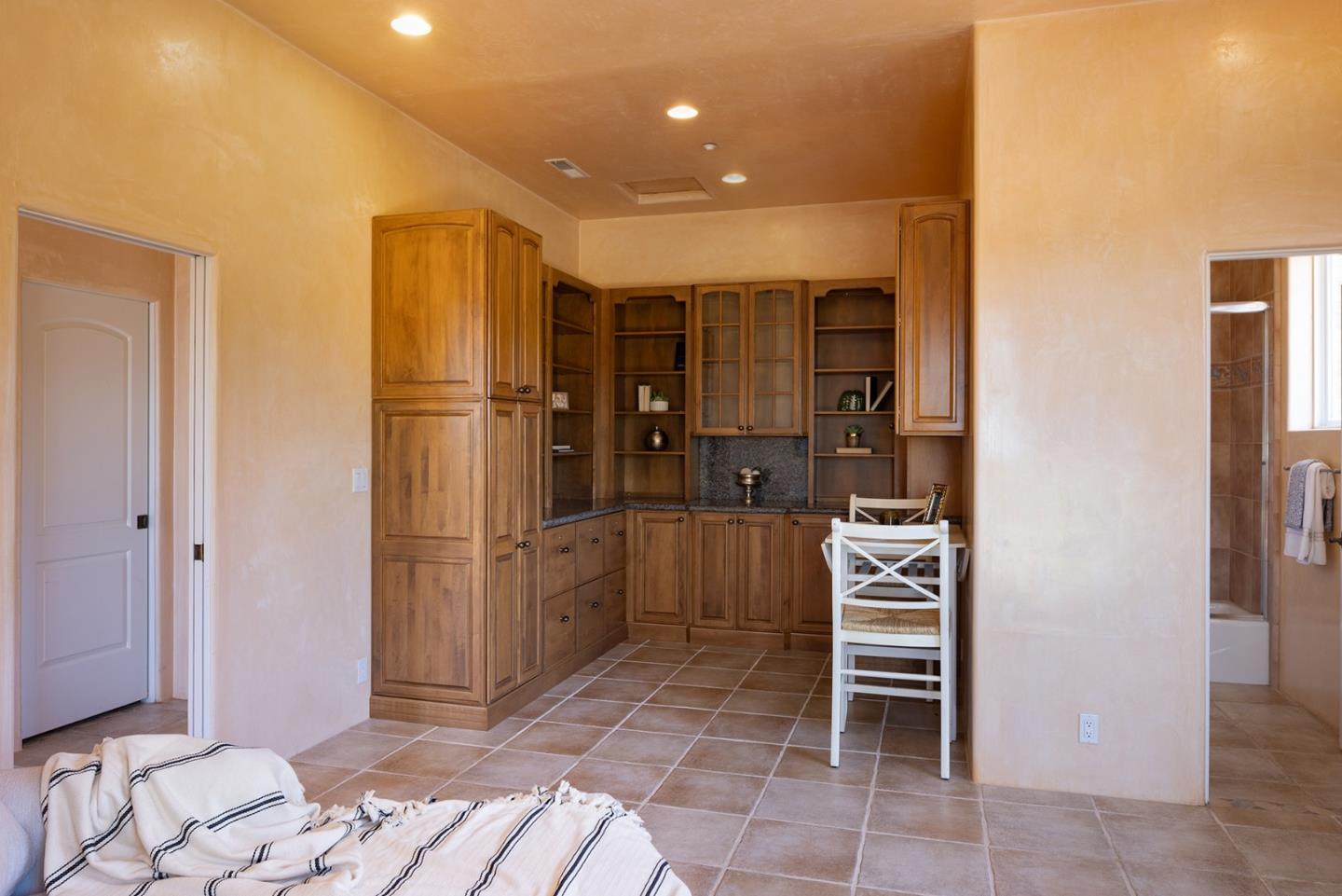 Detail Gallery Image 32 of 69 For 25440 Boots Rd, Monterey,  CA 93940 - 4 Beds | 4/1 Baths