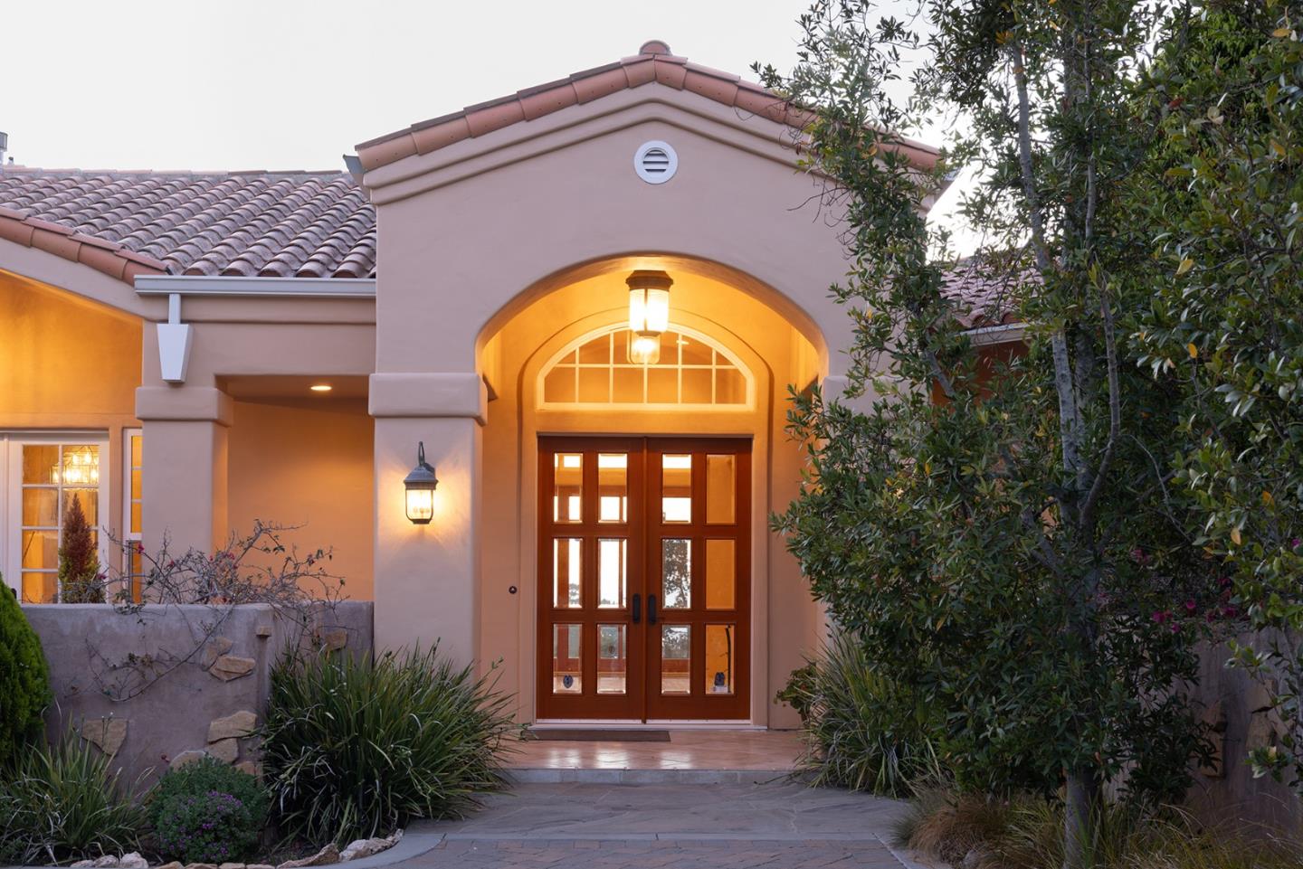 Detail Gallery Image 4 of 69 For 25440 Boots Rd, Monterey,  CA 93940 - 4 Beds | 4/1 Baths